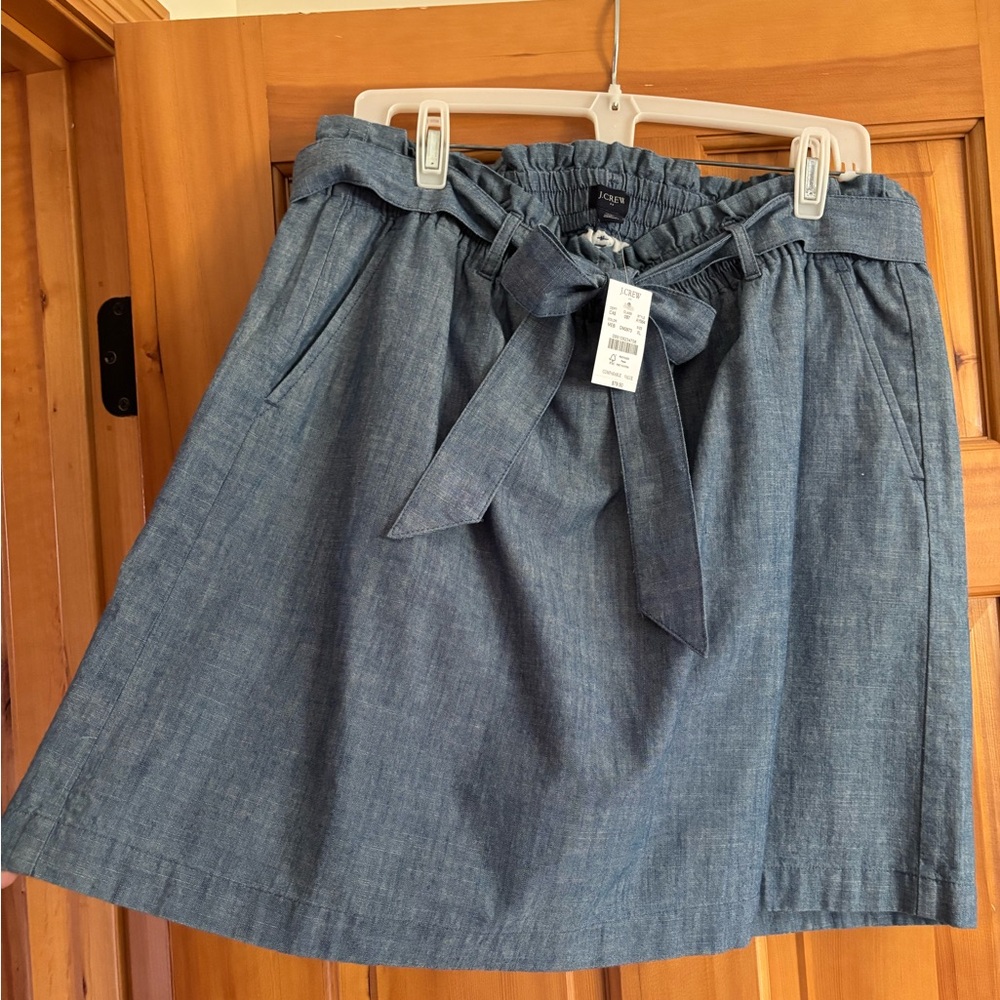 J. Crew Denim Chambray Skirt with Belt loops and self fabric belt. - Picture 5 of 6